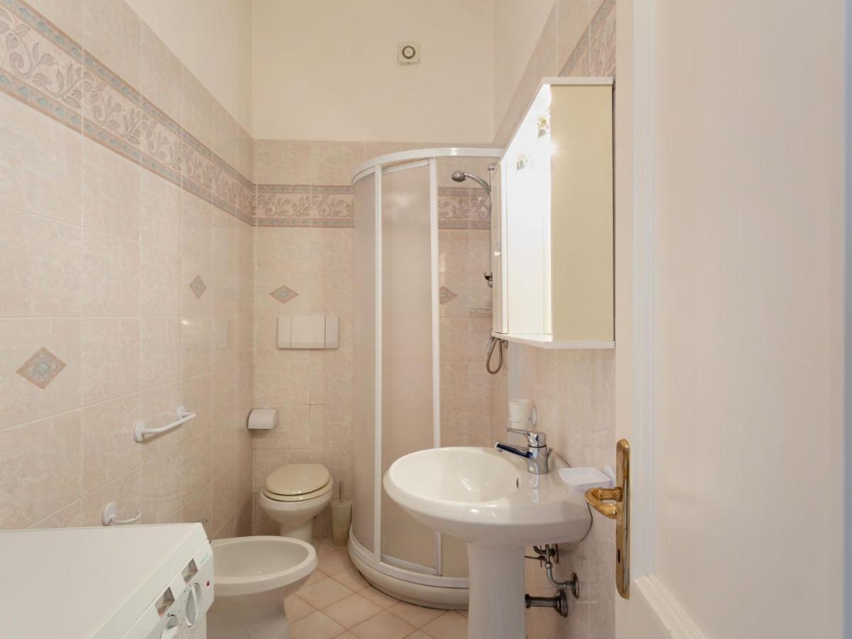 Apartment Maddalena By Interhome Марина-ді-П'єтразанта Екстер'єр фото