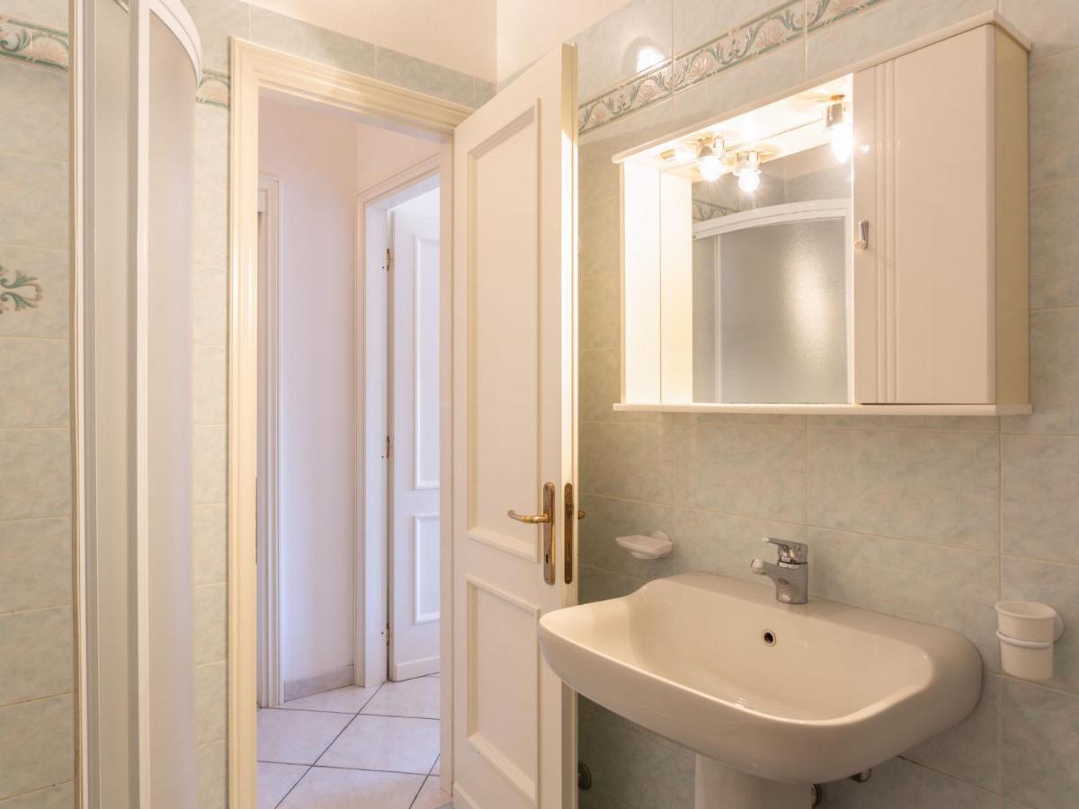 Apartment Maddalena By Interhome Марина-ді-П'єтразанта Екстер'єр фото
