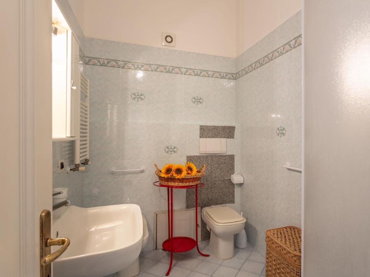 Apartment Maddalena By Interhome Марина-ді-П'єтразанта Екстер'єр фото
