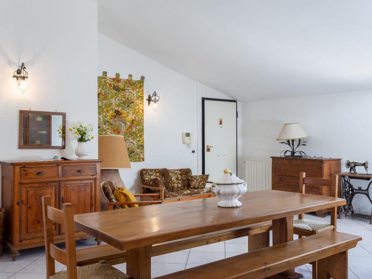 Apartment Maddalena By Interhome Марина-ді-П'єтразанта Екстер'єр фото